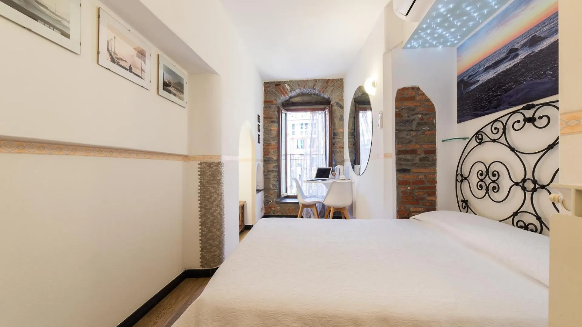 Gæstehus The Vernazza Main Plaza - Rooms & Suites